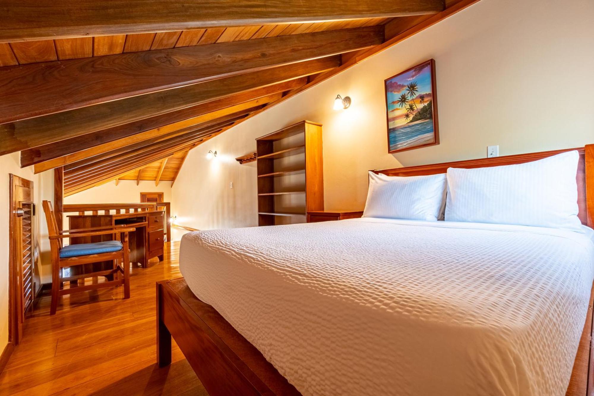 Belizean Shores Resort San Pedro  Exterior photo